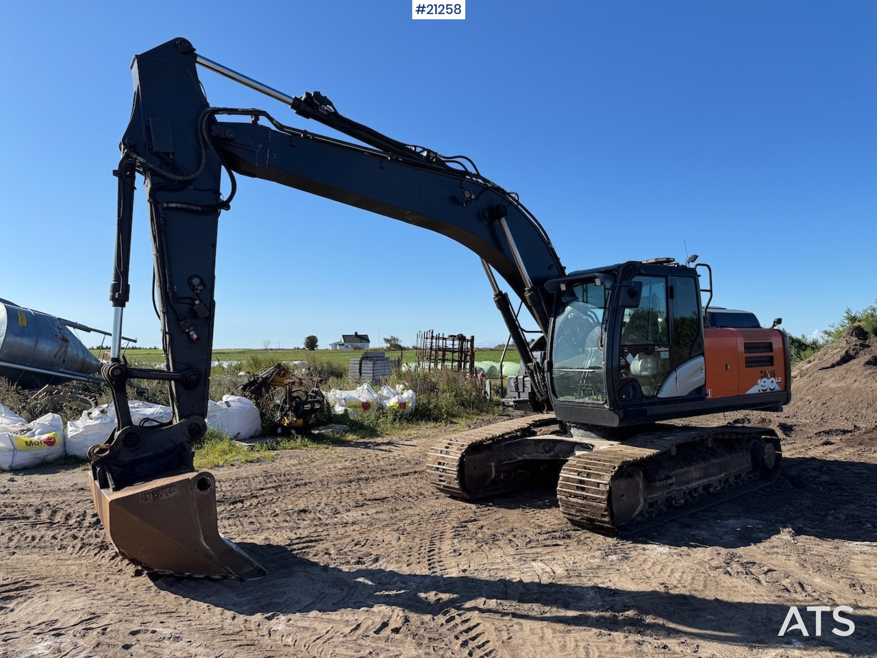 Hitachi ZX 190 LC-6 - Rýpadlo: obrázok 1 Hitachi ZX 190 LC-6 - Rýpadlo: obrázok 1