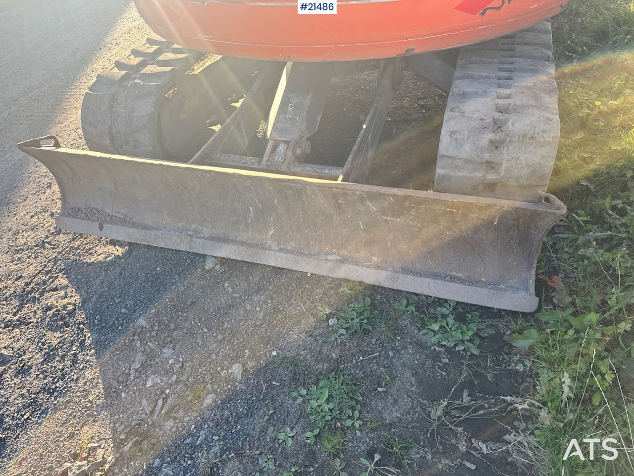 Pásové rýpadlo Hitachi ZX85US-5A: obrázok 26