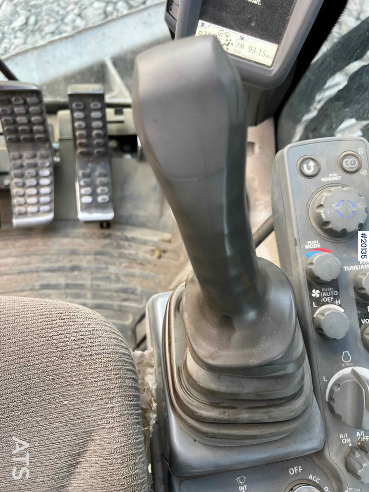 Rýpadlo Hitachi zx85us-6 gravemaskin m/ graveskuffe, hydraulisk pusseskuffe, klype: obrázok 20 Rýpadlo Hitachi zx85us-6 gravemaskin m/ graveskuffe, hydraulisk pusseskuffe, klype: obrázok 20