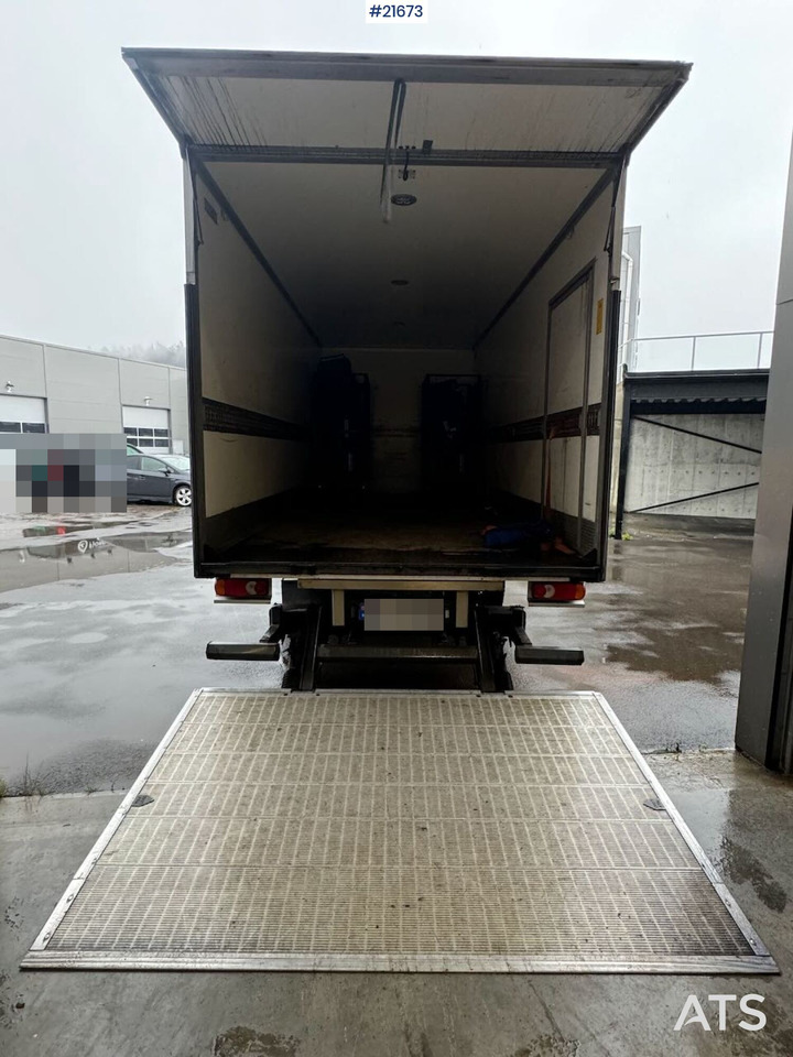 Iveco 75E-210 4x2 skapbil m/ lift SE VIDEO - Skříňový nákladní auto: obrázok 4 Iveco 75E-210 4x2 skapbil m/ lift SE VIDEO - Skříňový nákladní auto: obrázok 4