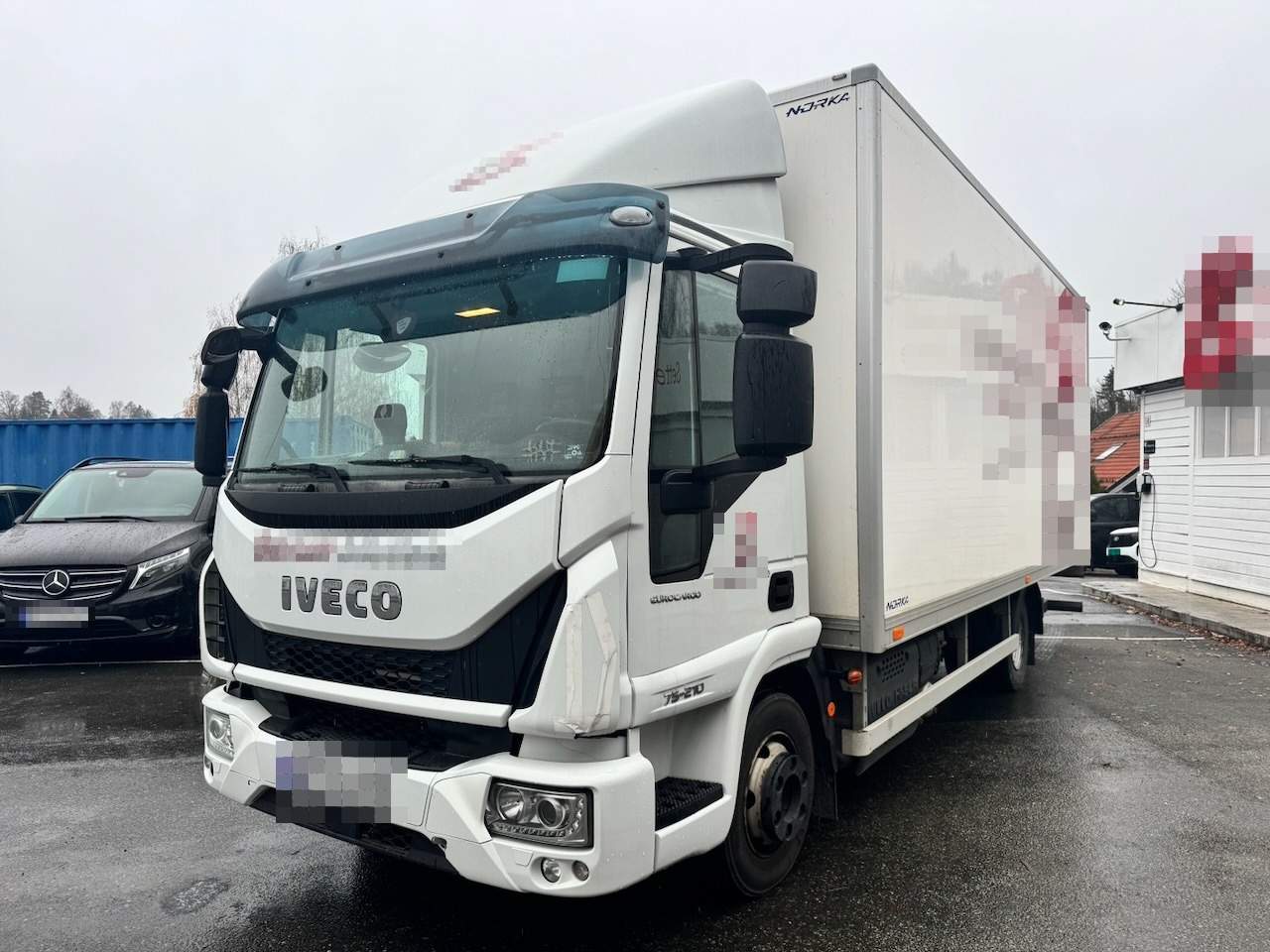 Iveco 75E-210 - Skříňový nákladní auto: obrázok 1 Iveco 75E-210 - Skříňový nákladní auto: obrázok 1