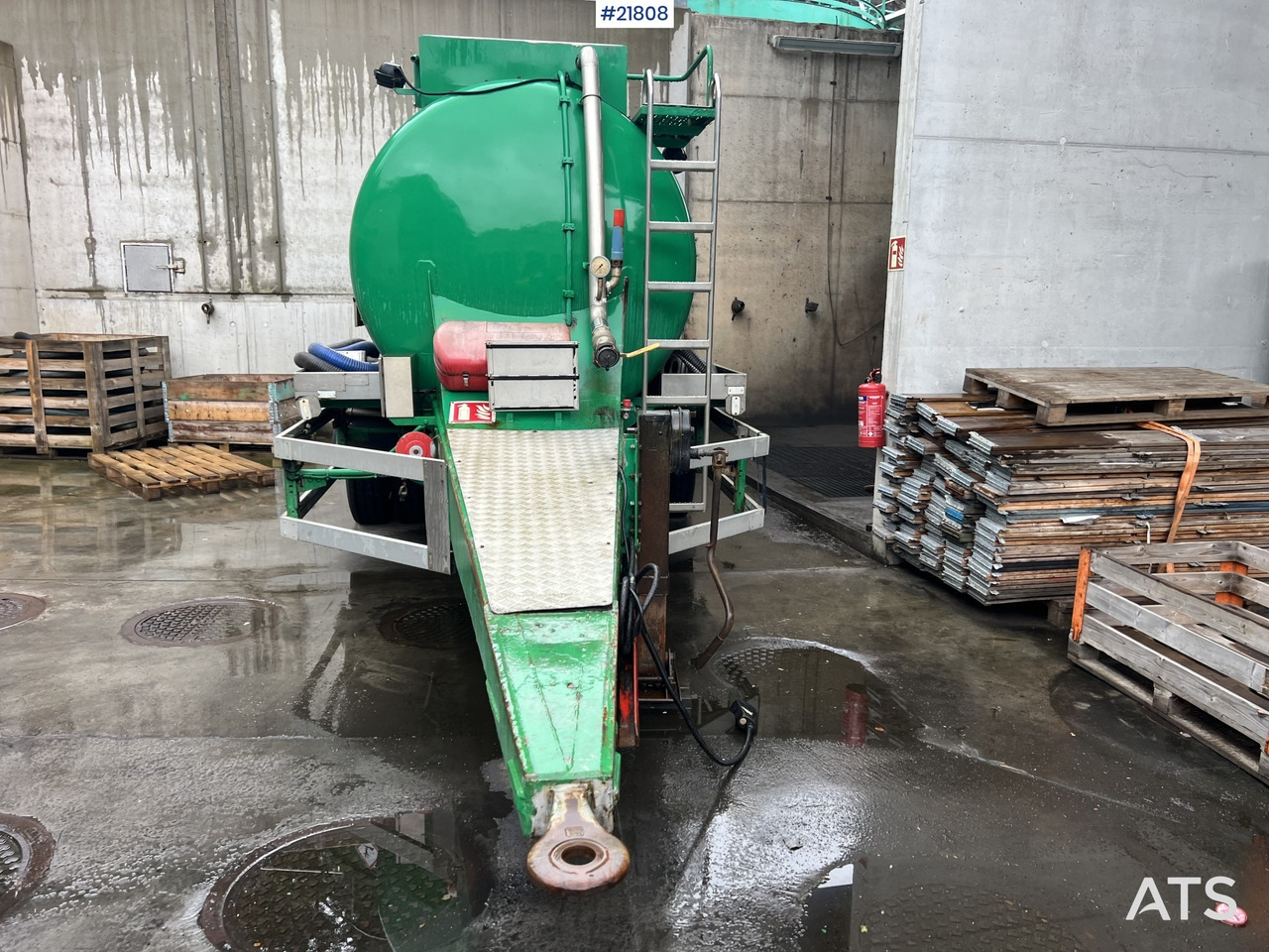 Jyki 2002 jyki ts2-15cr 2 akslet tankhenger rep.objekt - Cisternový príves: obrázok 5 Jyki 2002 jyki ts2-15cr 2 akslet tankhenger rep.objekt - Cisternový príves: obrázok 5