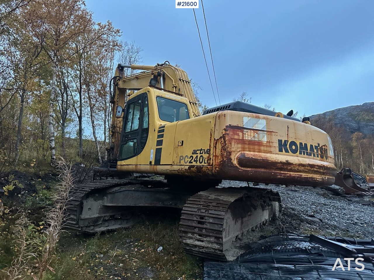 Komatsu PC240LC gravemaskin - Pásové rýpadlo: obrázok 4 Komatsu PC240LC gravemaskin - Pásové rýpadlo: obrázok 4
