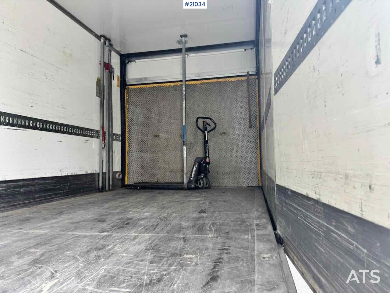 Skříňový nákladní auto MAN TGS 26.400: obrázok 29 Skříňový nákladní auto MAN TGS 26.400: obrázok 29