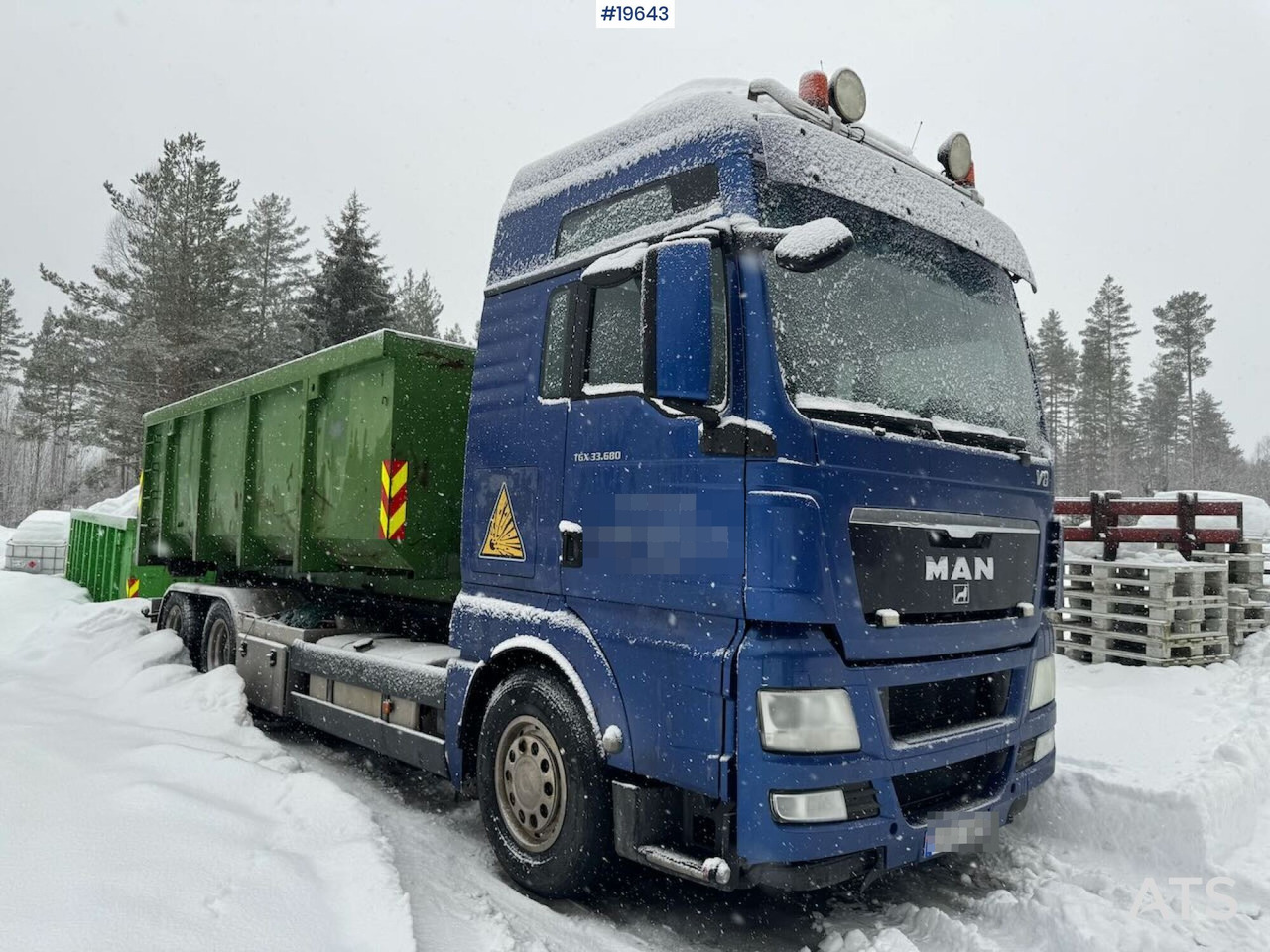 MAN TGX 33.680 - Hákový nosič kontajnerov: obrázok 2 MAN TGX 33.680 - Hákový nosič kontajnerov: obrázok 2