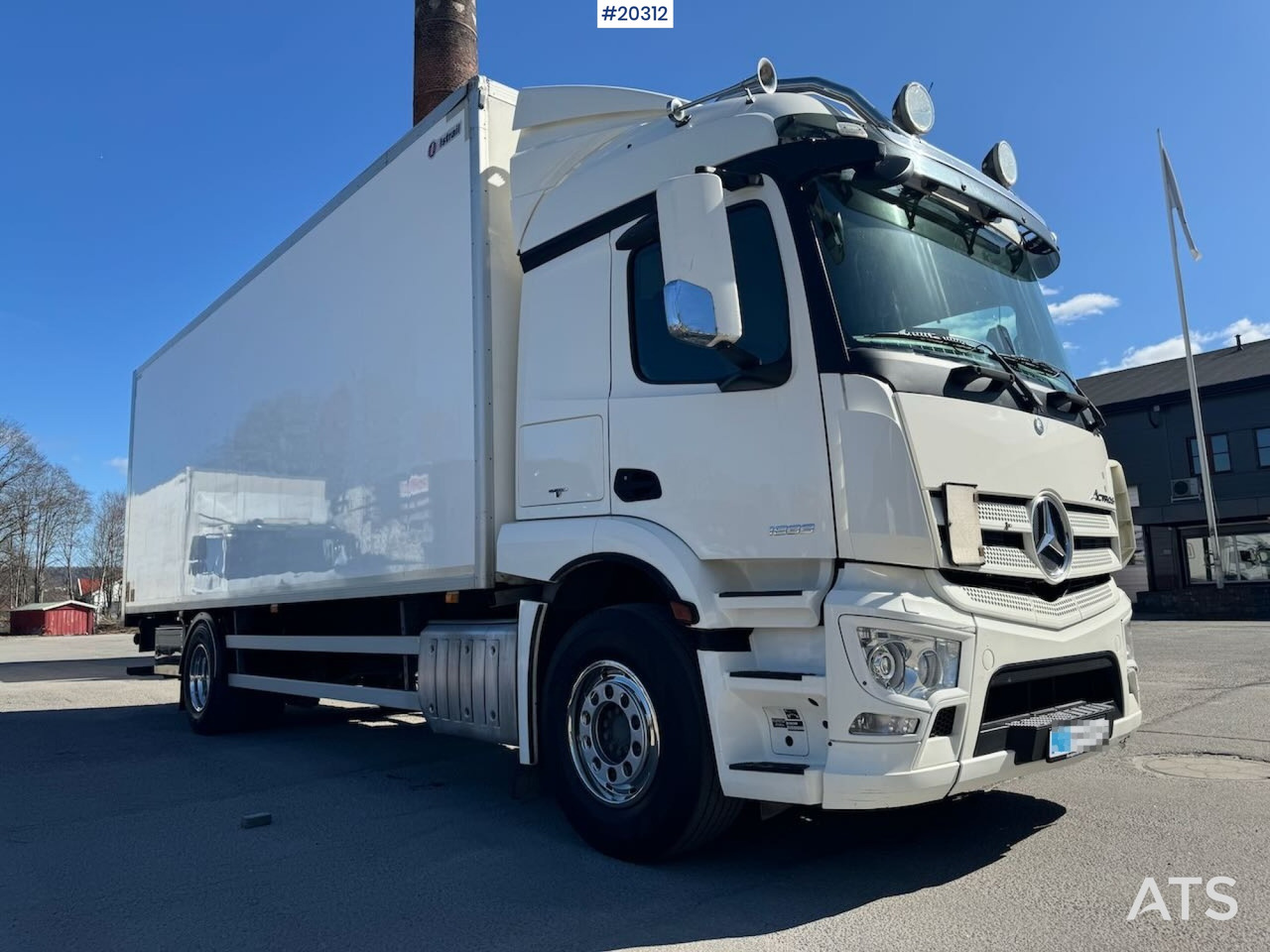 Mercedes Actros 1833 - Skříňový nákladní auto: obrázok 1 Mercedes Actros 1833 - Skříňový nákladní auto: obrázok 1