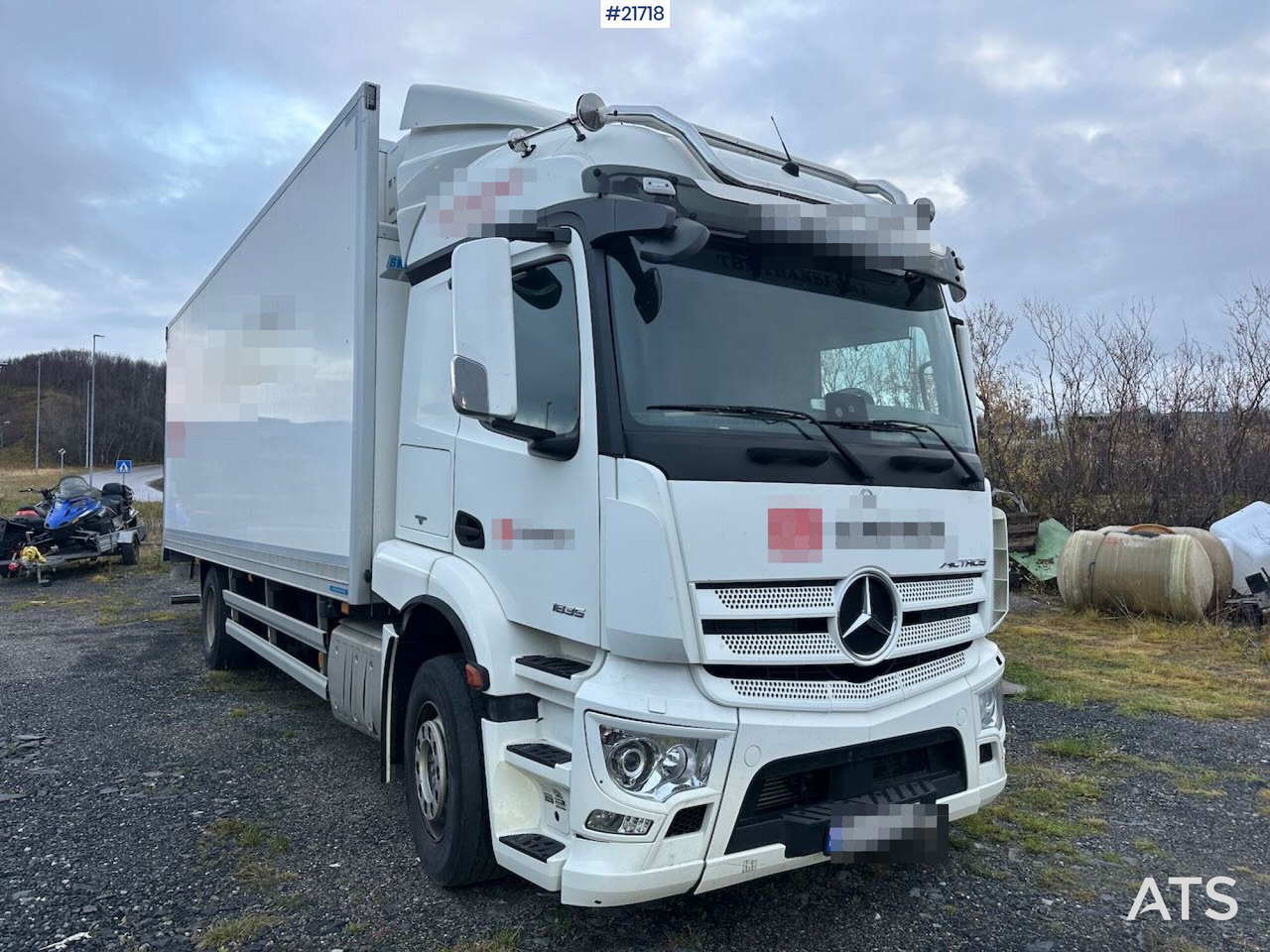 Skříňový nákladní auto Mercedes Actros 1835 skapbil m/ Full sideåpning, aggregat, lift og 2 sett dekk: obrázok 10