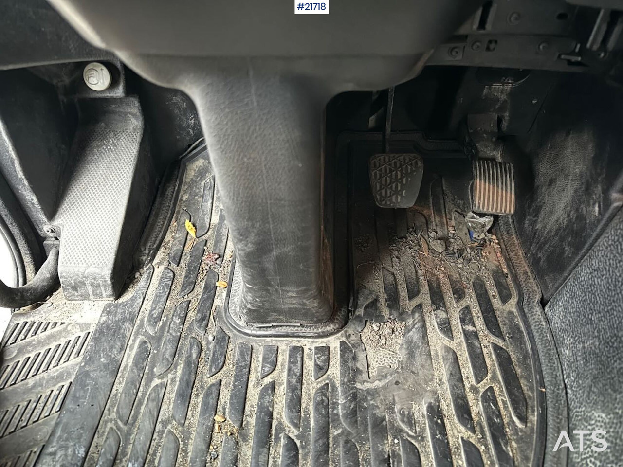 Skříňový nákladní auto Mercedes Actros 1835 skapbil m/ Full sideåpning, aggregat, lift og 2 sett dekk: obrázok 23