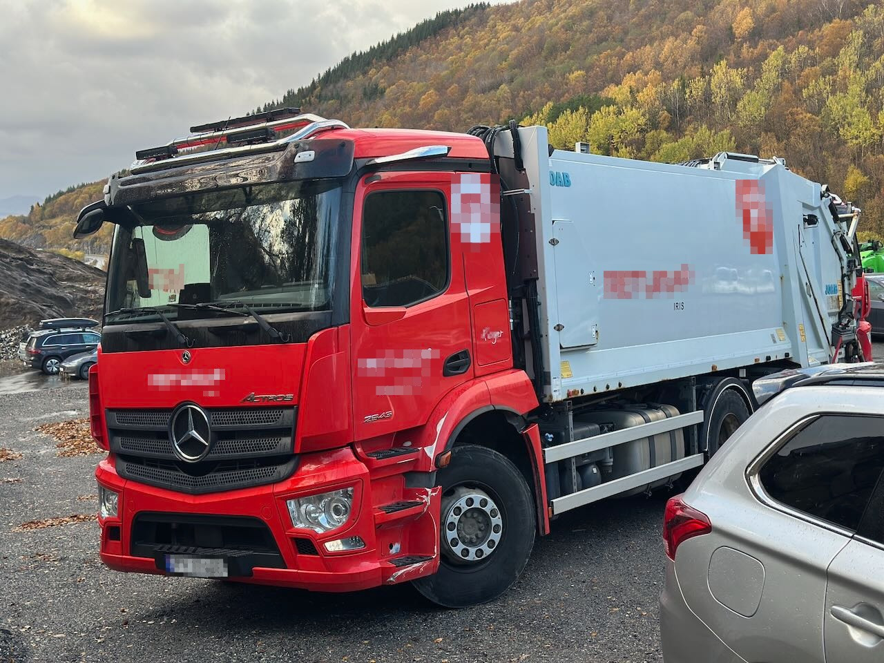 Mercedes Actros 2543 - Auto na odvoz odpadu: obrázok 2 Mercedes Actros 2543 - Auto na odvoz odpadu: obrázok 2