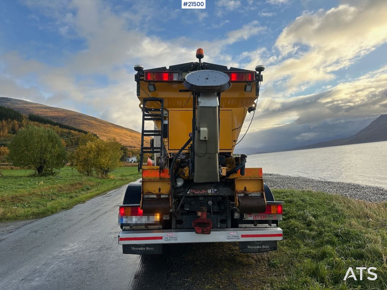 Mercedes Actros 2848 4x4+2 brøyterigget krokbil - Hákový nosič kontajnerov: obrázok 4 Mercedes Actros 2848 4x4+2 brøyterigget krokbil - Hákový nosič kontajnerov: obrázok 4