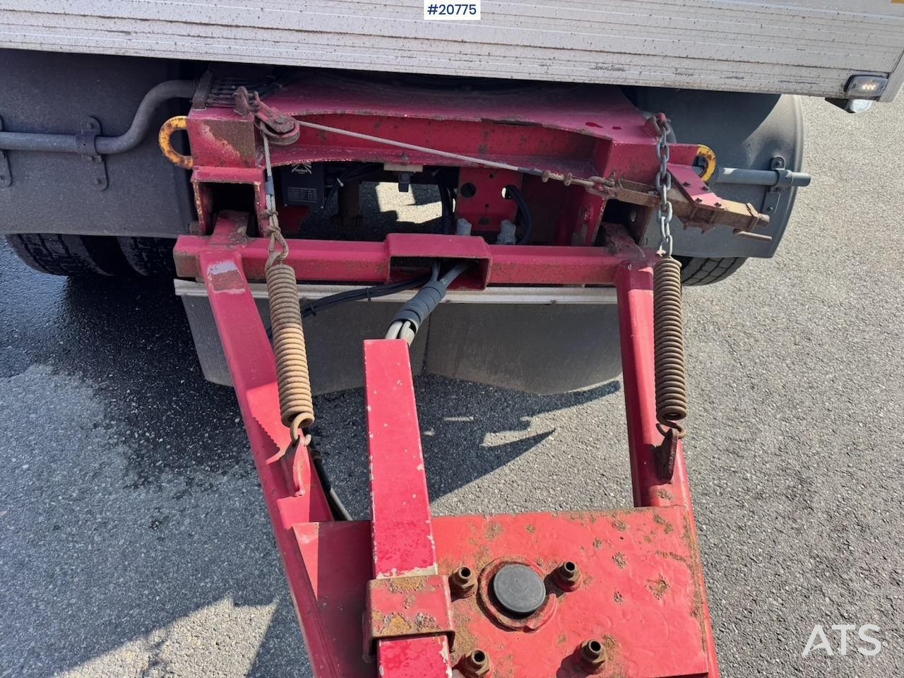 Skříňový nákladní auto Mercedes Actros: obrázok 50 Skříňový nákladní auto Mercedes Actros: obrázok 50