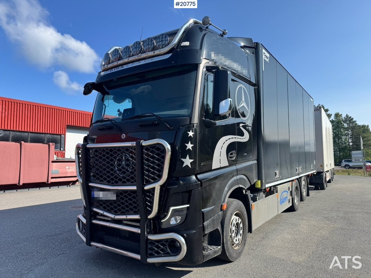 Mercedes Actros - Skříňový nákladní auto: obrázok 2 Mercedes Actros - Skříňový nákladní auto: obrázok 2