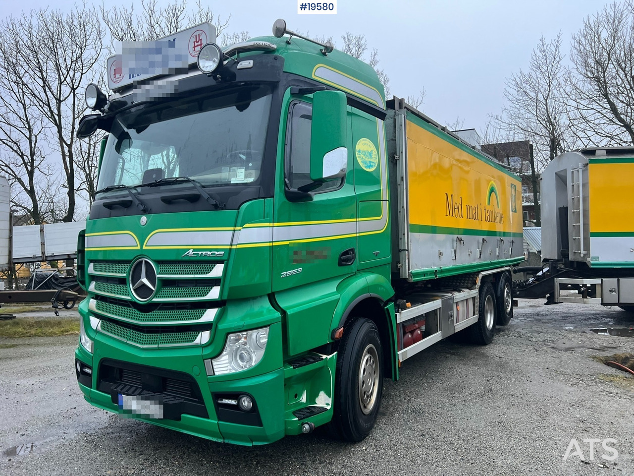 Mercedes Actros - Cisternové vozidlo: obrázok 3 Mercedes Actros - Cisternové vozidlo: obrázok 3