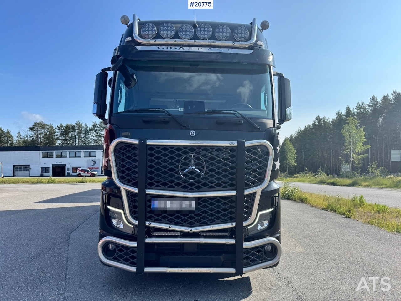 Skříňový nákladní auto Mercedes Actros: obrázok 10 Skříňový nákladní auto Mercedes Actros: obrázok 10