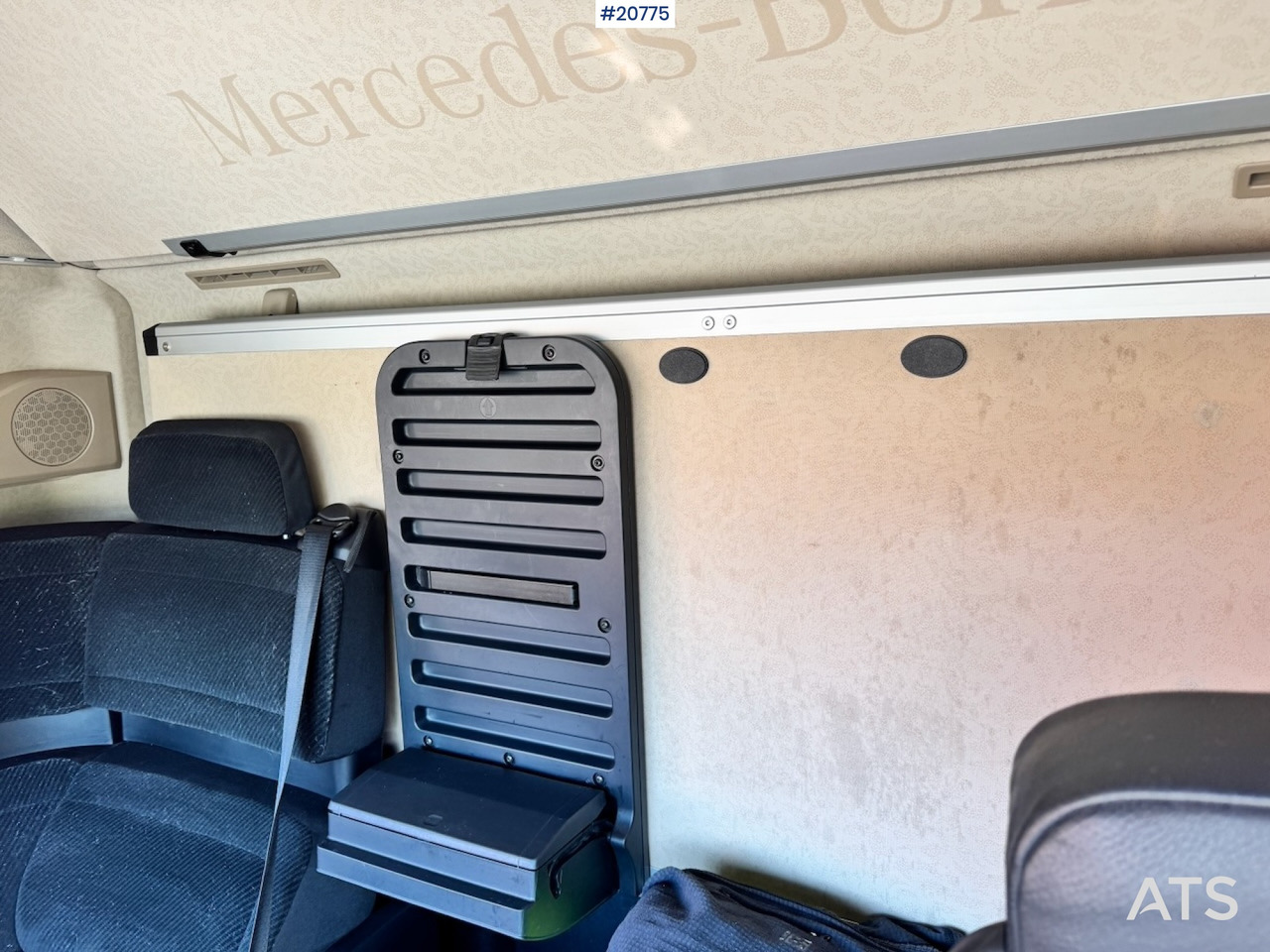 Skříňový nákladní auto Mercedes Actros: obrázok 41 Skříňový nákladní auto Mercedes Actros: obrázok 41