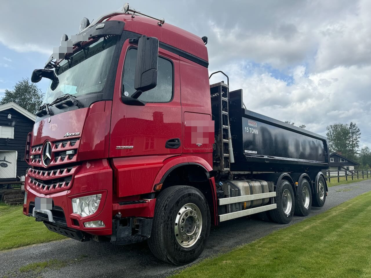 Mercedes Arocs 3258 - Hákový nosič kontajnerov: obrázok 1 Mercedes Arocs 3258 - Hákový nosič kontajnerov: obrázok 1
