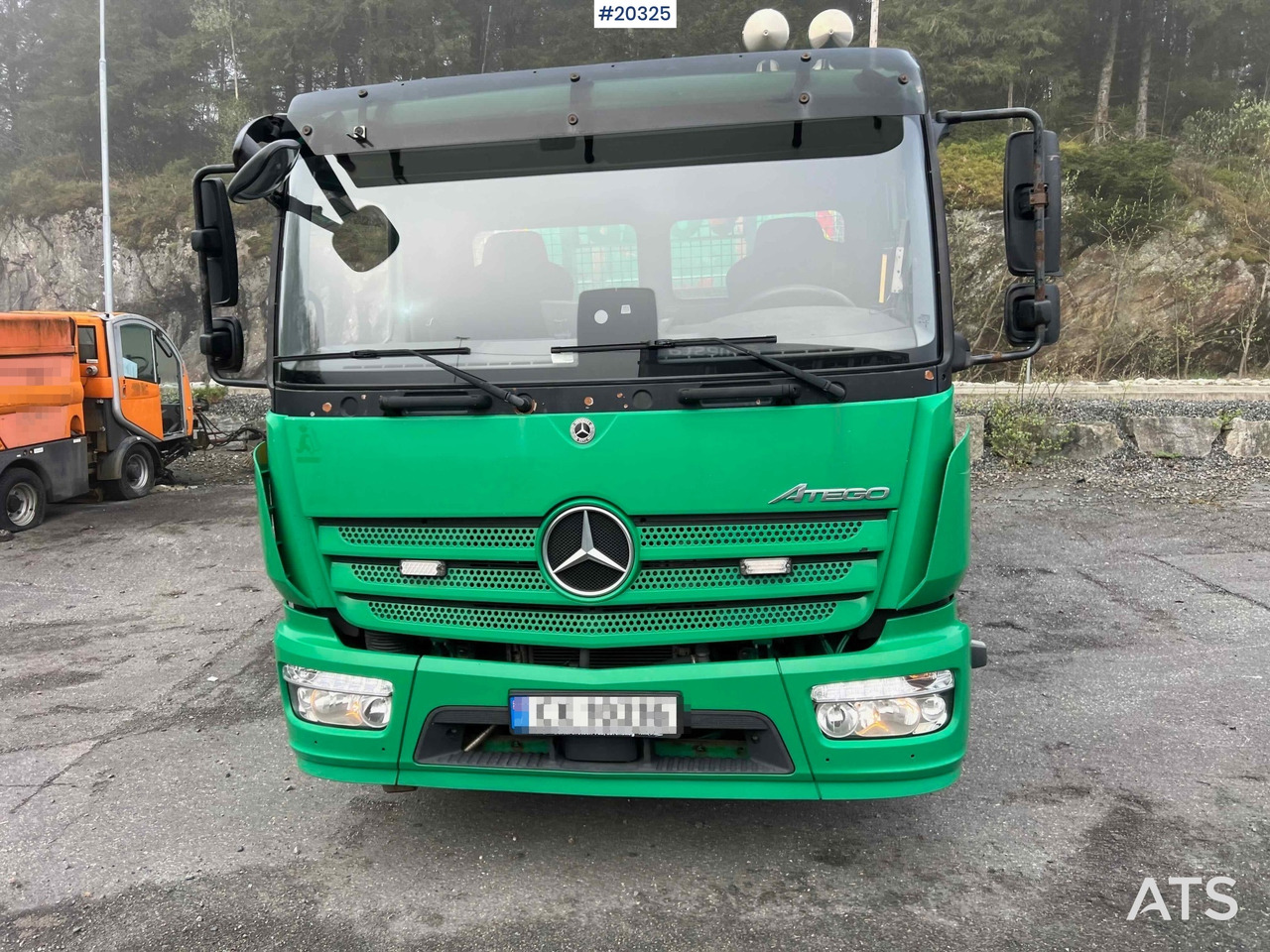 Mercedes Atego 1524 - Ramenový nosič kontajnerov: obrázok 4 Mercedes Atego 1524 - Ramenový nosič kontajnerov: obrázok 4