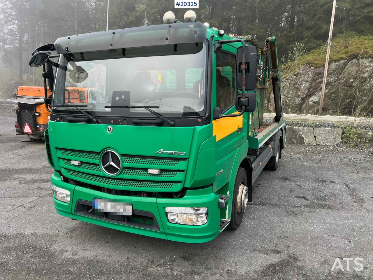 Mercedes Atego 1524 - Ramenový nosič kontajnerov: obrázok 2 Mercedes Atego 1524 - Ramenový nosič kontajnerov: obrázok 2