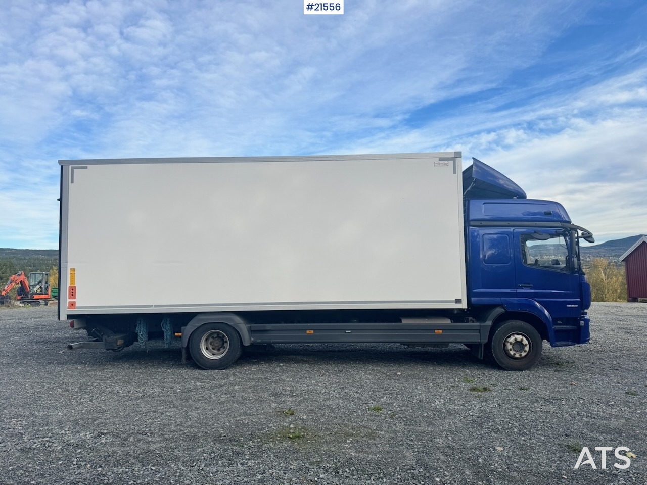 Mercedes Atego 1530 Skapbil m/ Full Sideåpning - Skříňový nákladní auto: obrázok 2 Mercedes Atego 1530 Skapbil m/ Full Sideåpning - Skříňový nákladní auto: obrázok 2