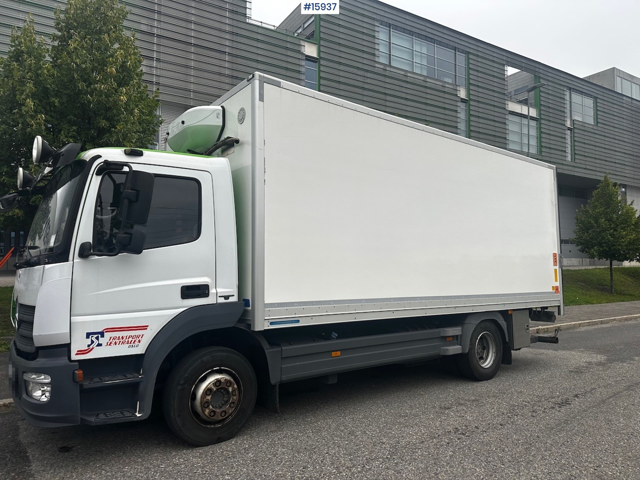 Mercedes Atego - Skříňový nákladní auto: obrázok 2 Mercedes Atego - Skříňový nákladní auto: obrázok 2