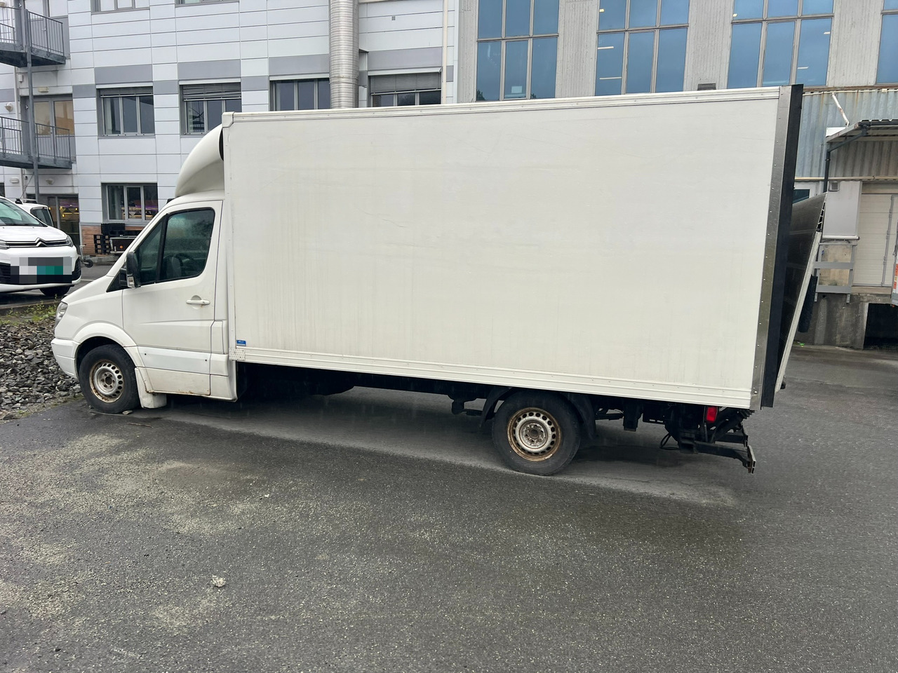 Mercedes Varebil - Skříňový nákladní auto: obrázok 4 Mercedes Varebil - Skříňový nákladní auto: obrázok 4