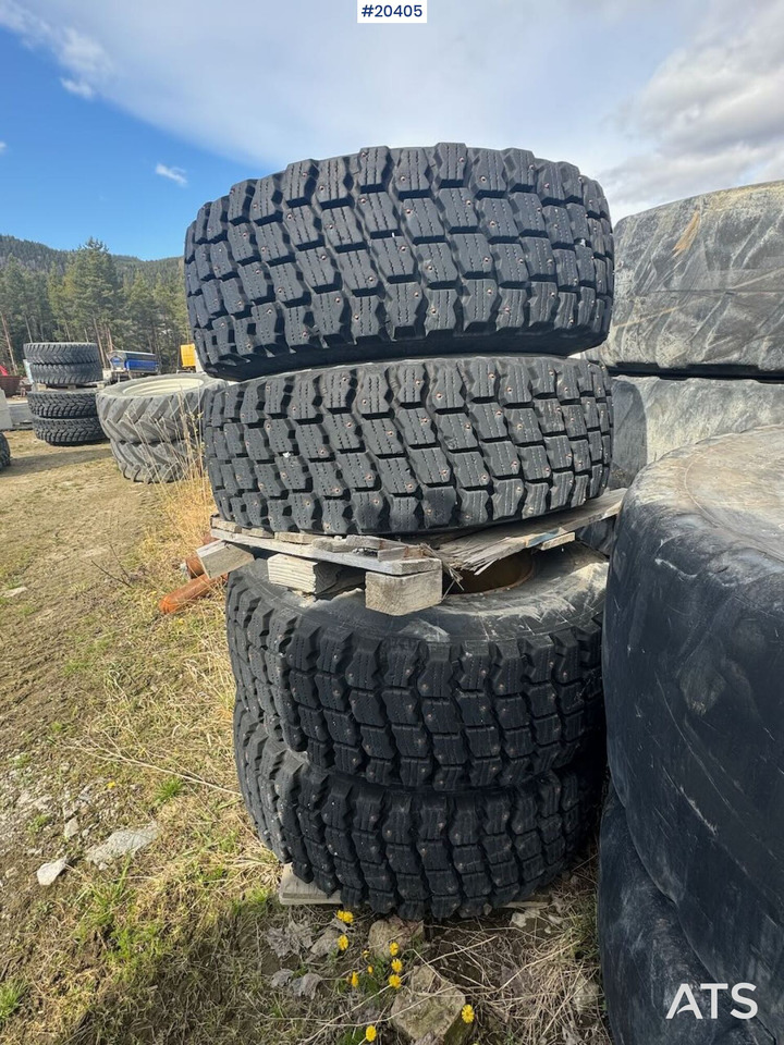 Michelin vinterdekk m/ felg - Pneumatiky a disky pre Stavebné stroje: obrázok 2 Michelin vinterdekk m/ felg - Pneumatiky a disky pre Stavebné stroje: obrázok 2