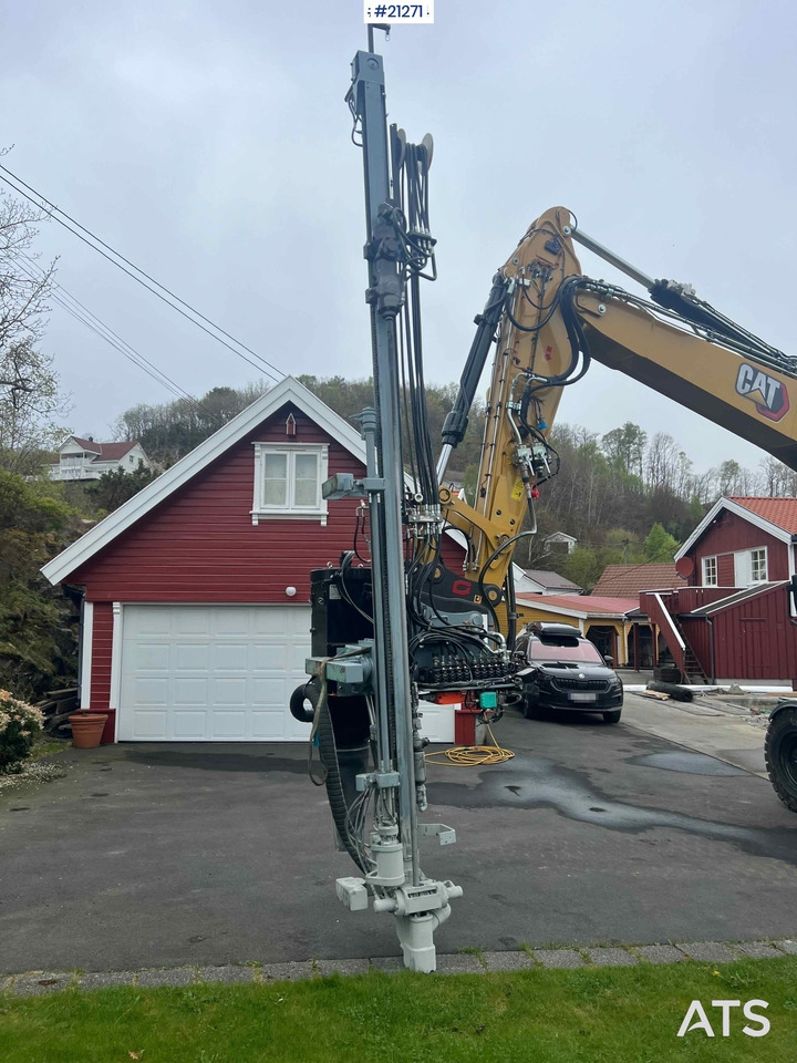 Montabert micro borretårn betydelig oppgradert m/ hc25 hammer og stangskifter - Vrtné príslušenstvo: obrázok 1 Montabert micro borretårn betydelig oppgradert m/ hc25 hammer og stangskifter - Vrtné príslušenstvo: obrázok 1