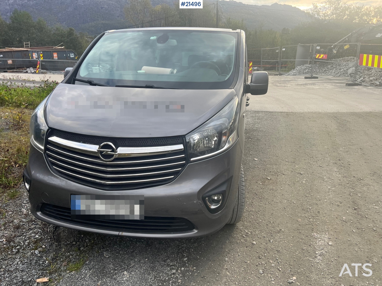 Opel VIVARO - Mikrobus: obrázok 2 Opel VIVARO - Mikrobus: obrázok 2
