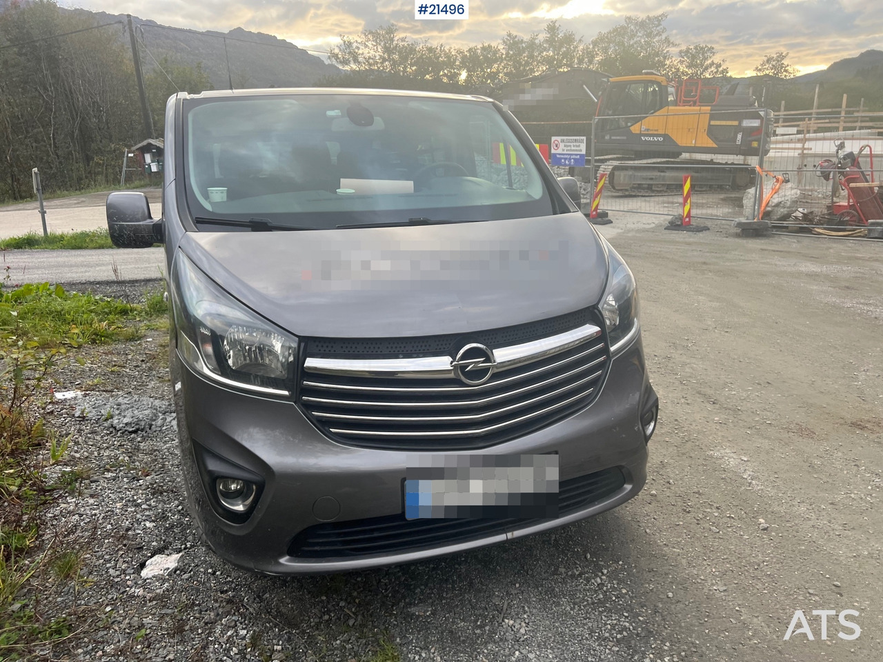 Opel VIVARO - Mikrobus: obrázok 4 Opel VIVARO - Mikrobus: obrázok 4