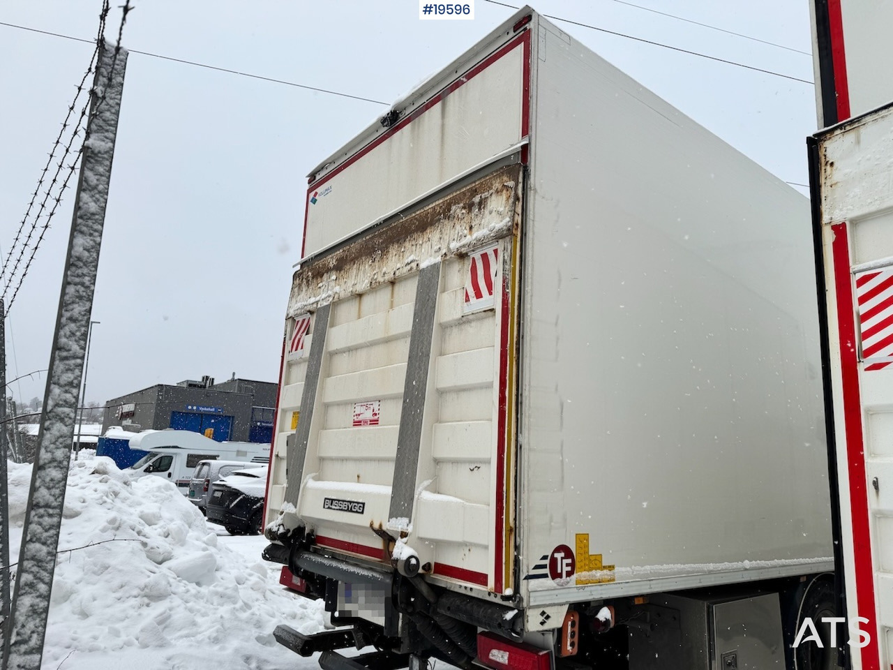 Scania G320 - Skříňový nákladní auto: obrázok 5 Scania G320 - Skříňový nákladní auto: obrázok 5