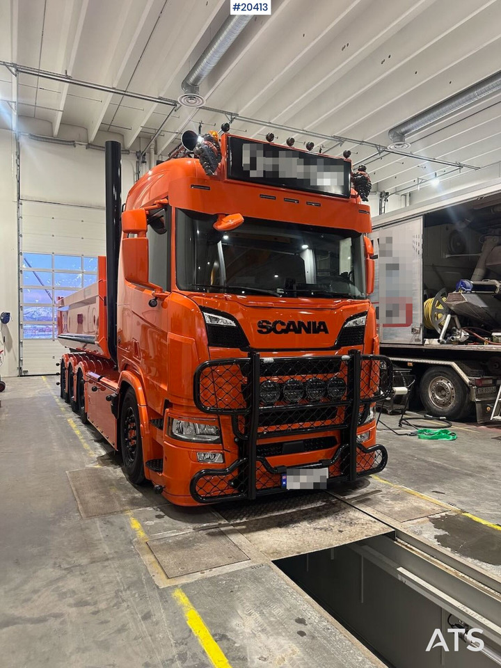 Scania R660 - Hákový nosič kontajnerov: obrázok 3 Scania R660 - Hákový nosič kontajnerov: obrázok 3