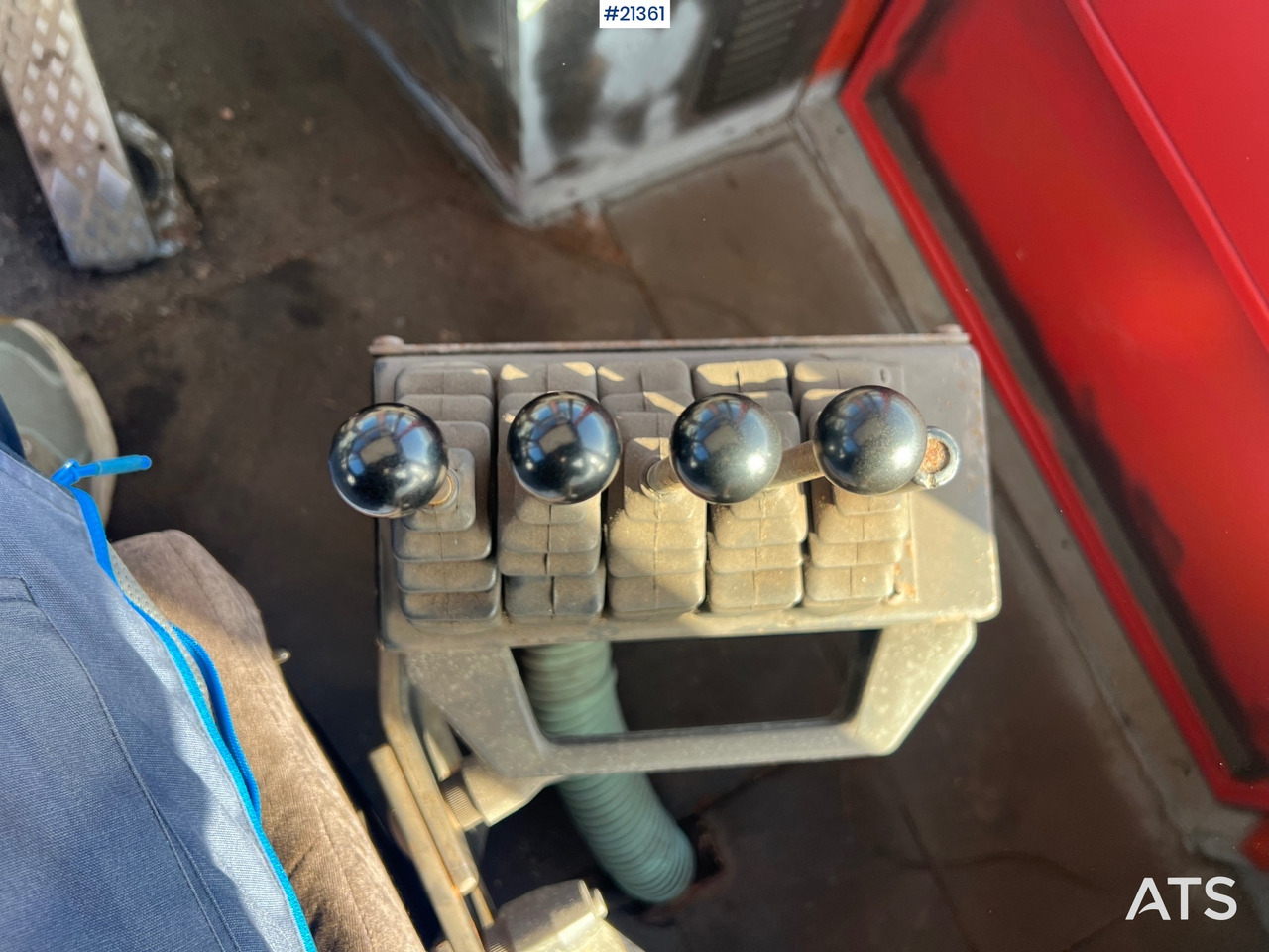 Vysokozdvižný vozík Svetruck 1060: obrázok 40 Vysokozdvižný vozík Svetruck 1060: obrázok 40