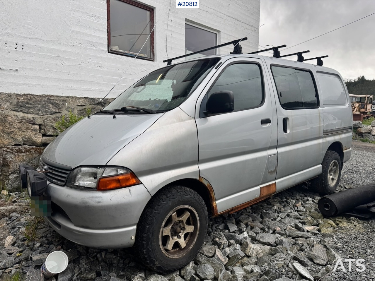 Toyota Hiace - Furgon: obrázok 1 Toyota Hiace - Furgon: obrázok 1
