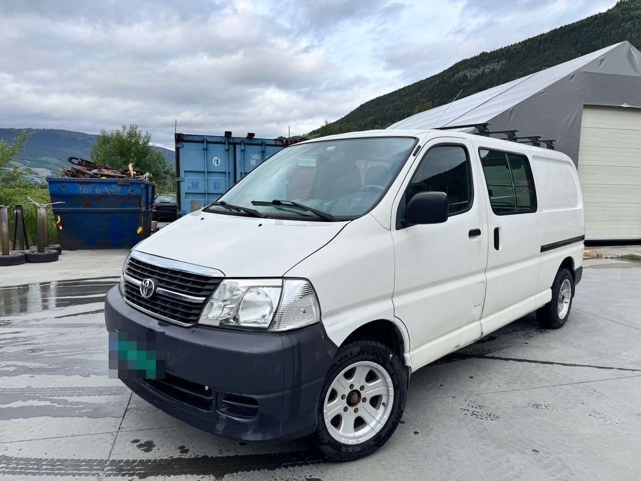 Toyota Hiace - Furgon: obrázok 1 Toyota Hiace - Furgon: obrázok 1