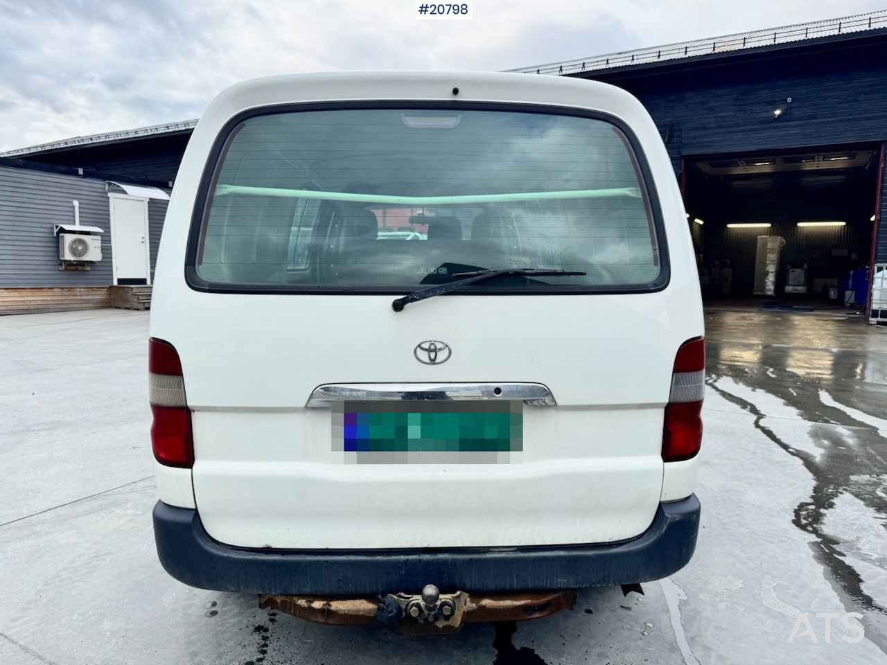 Toyota Hiace - Furgon: obrázok 4 Toyota Hiace - Furgon: obrázok 4