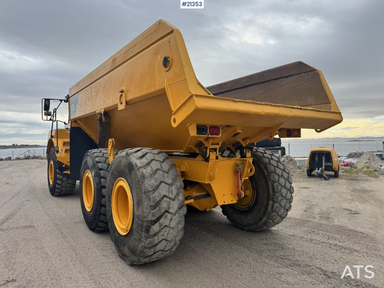Volvo A25E - Ťahačový kĺbový damper: obrázok 5 Volvo A25E - Ťahačový kĺbový damper: obrázok 5