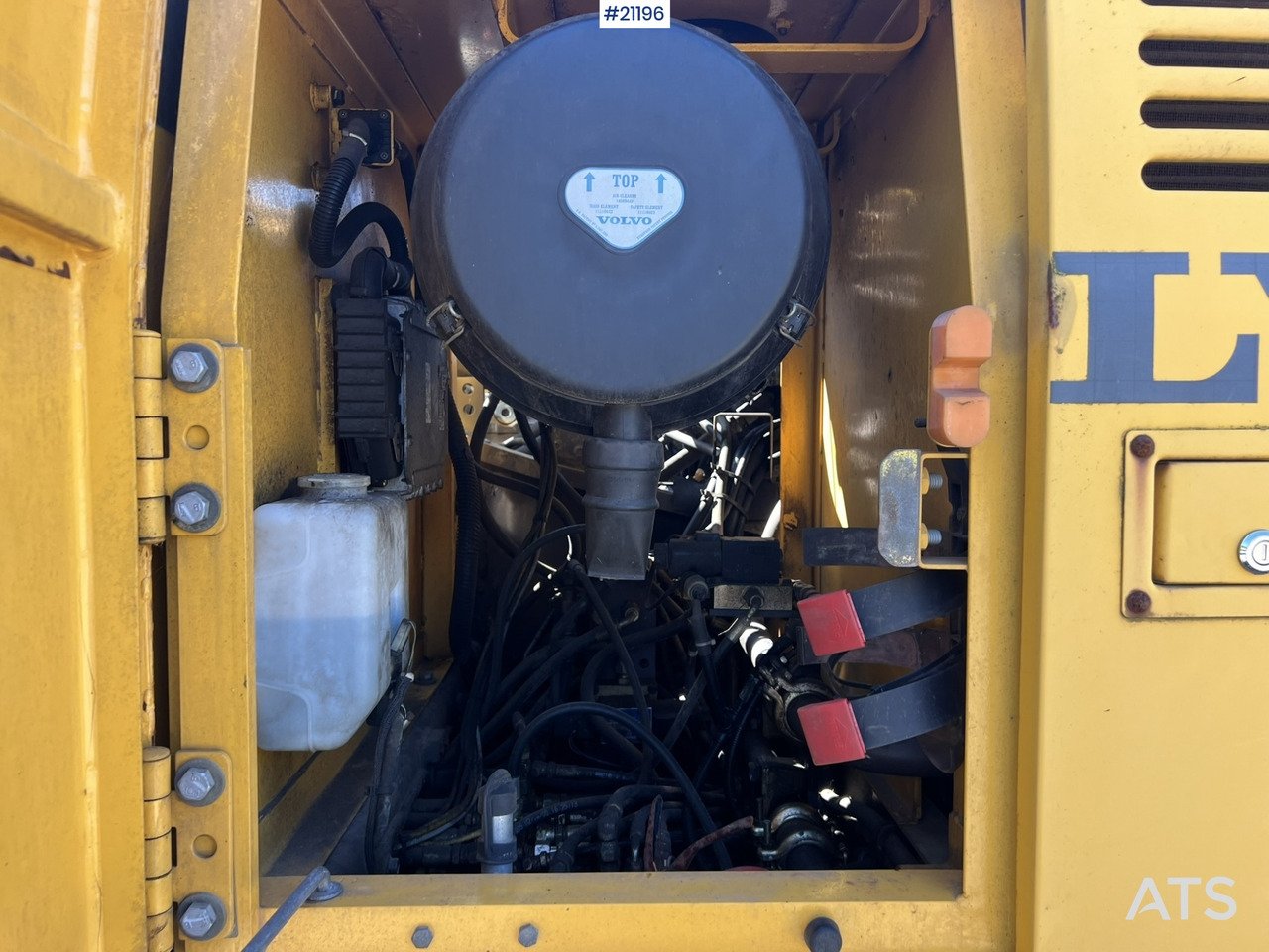 Pásové rýpadlo Volvo EC240: obrázok 22 Pásové rýpadlo Volvo EC240: obrázok 22