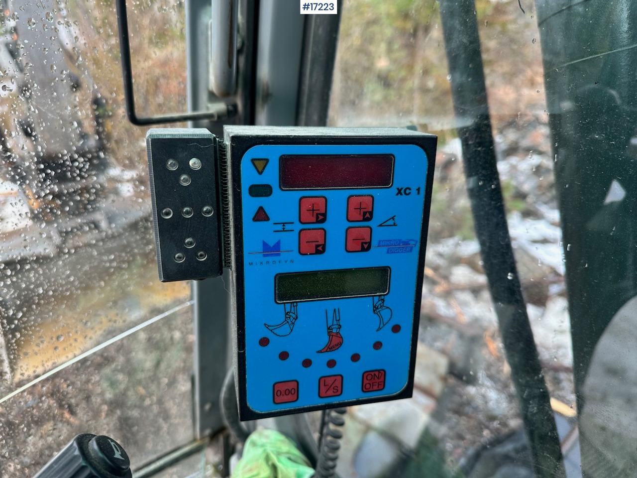 Rýpadlo Volvo EW160B: obrázok 40