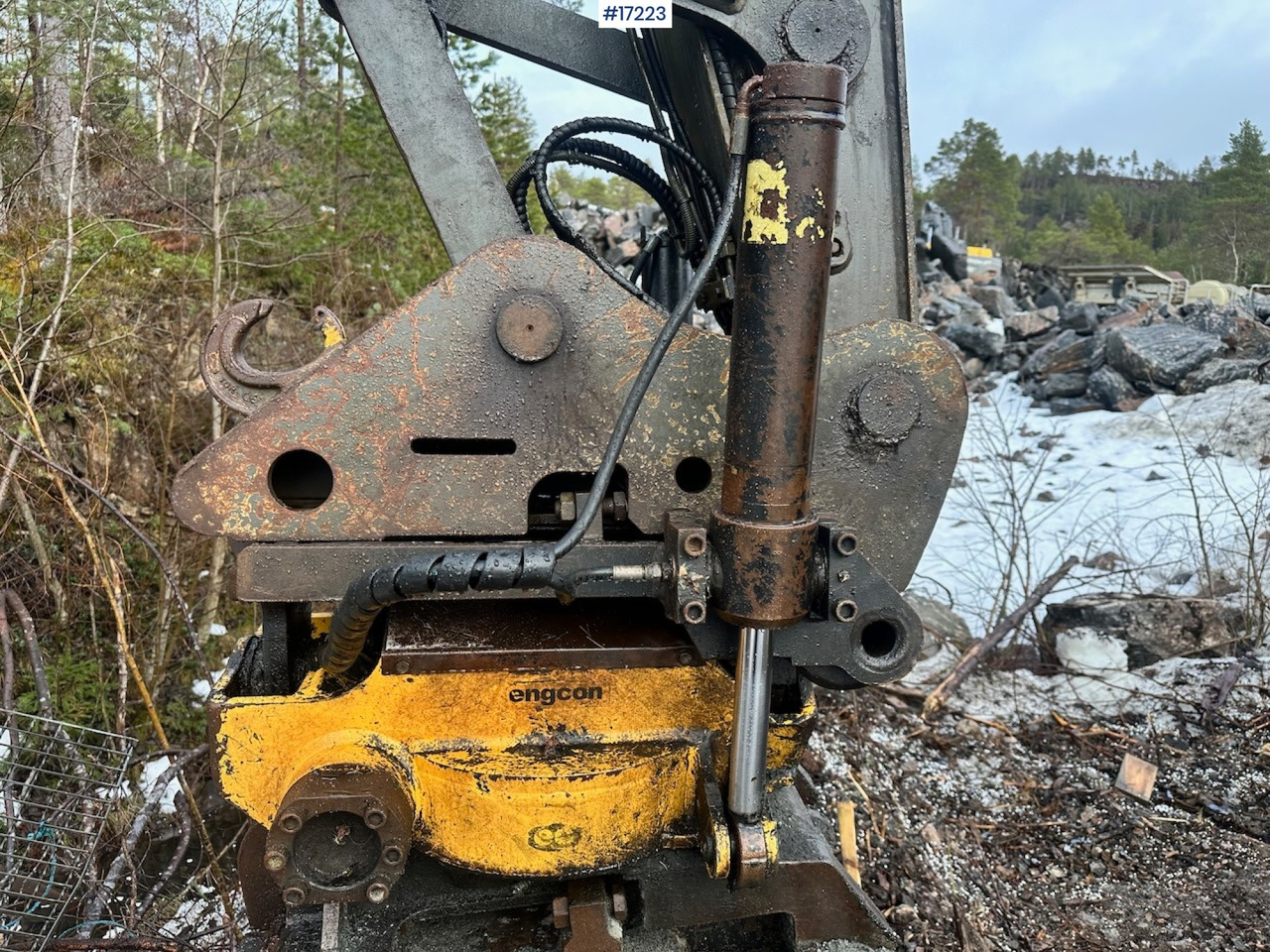 Rýpadlo Volvo EW160B: obrázok 28