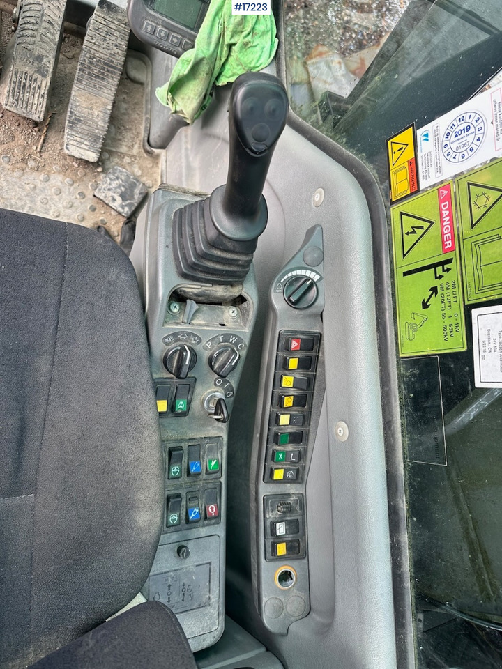 Rýpadlo Volvo EW160B: obrázok 35