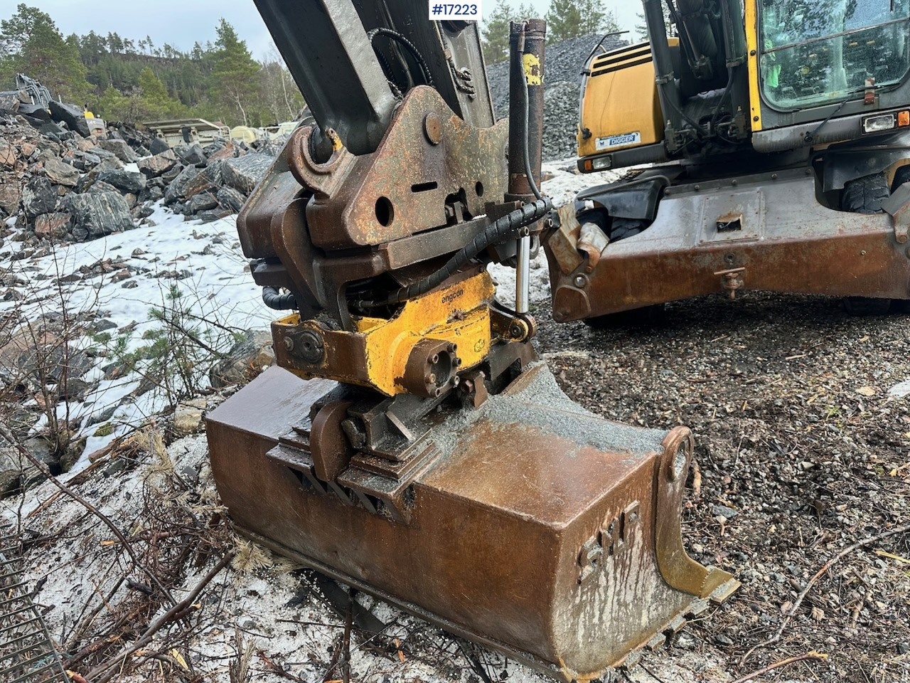 Rýpadlo Volvo EW160B: obrázok 26