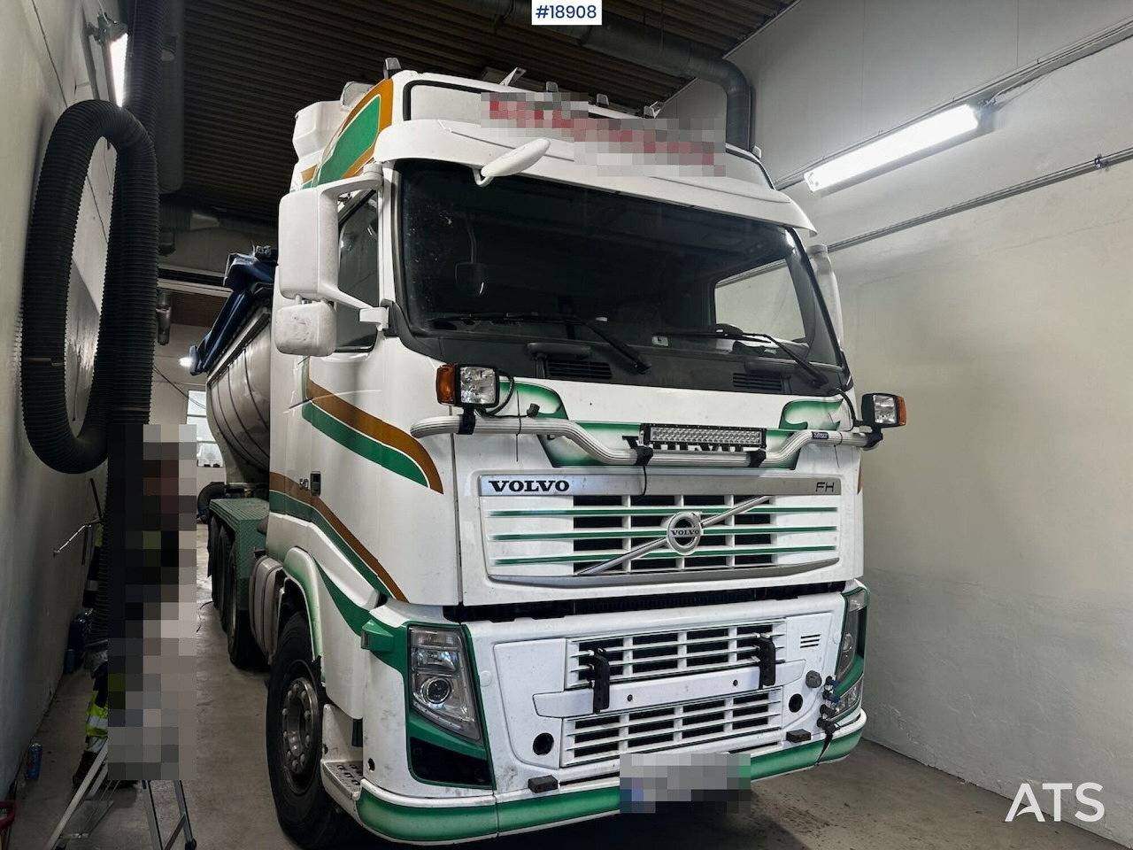 Volvo FH540 - Asfaltovací stroj: obrázok 3 Volvo FH540 - Asfaltovací stroj: obrázok 3