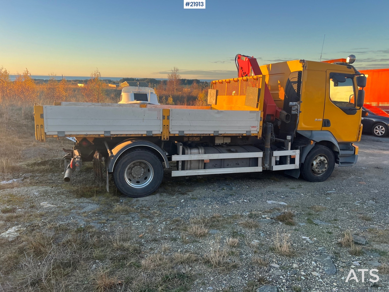 Volvo FL240 - Auto s hydraulickou rukou: obrázok 3 Volvo FL240 - Auto s hydraulickou rukou: obrázok 3