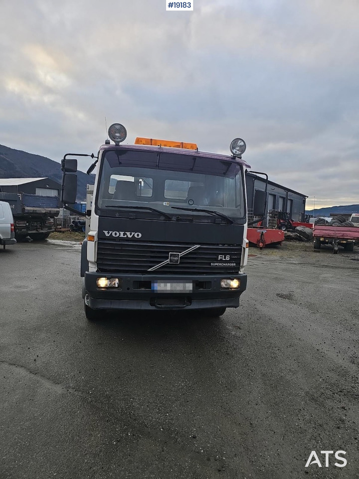 Volvo FL6 - Valníkový/ Plošinový nákladný automobil: obrázok 2 Volvo FL6 - Valníkový/ Plošinový nákladný automobil: obrázok 2