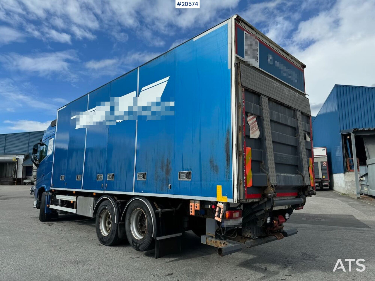 Volvo Fh540 6x2 skapbil m/ full sideåpning og lift - Skříňový nákladní auto: obrázok 3 Volvo Fh540 6x2 skapbil m/ full sideåpning og lift - Skříňový nákladní auto: obrázok 3