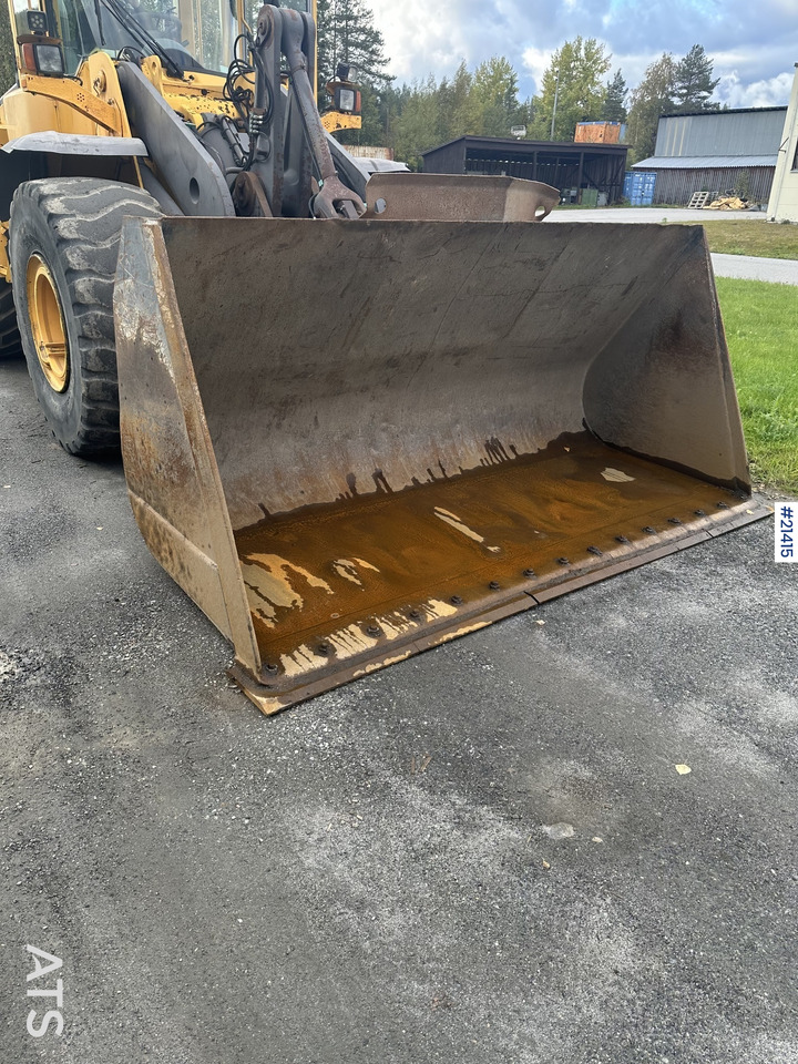 Kolesový nakladač Volvo L110E: obrázok 17