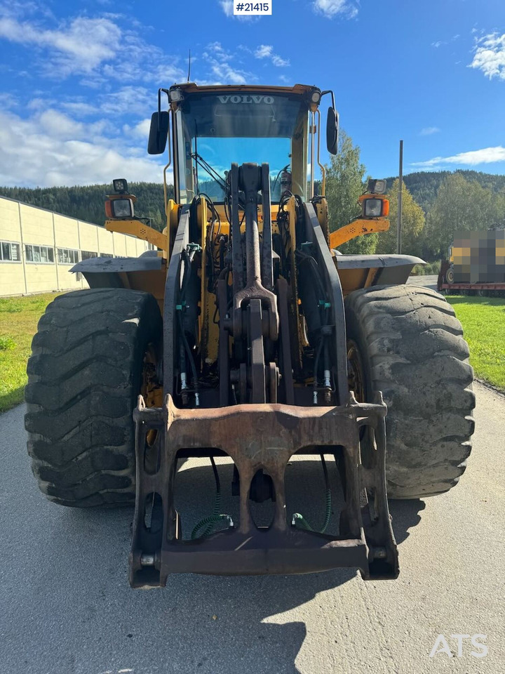 Kolesový nakladač Volvo L110E: obrázok 11