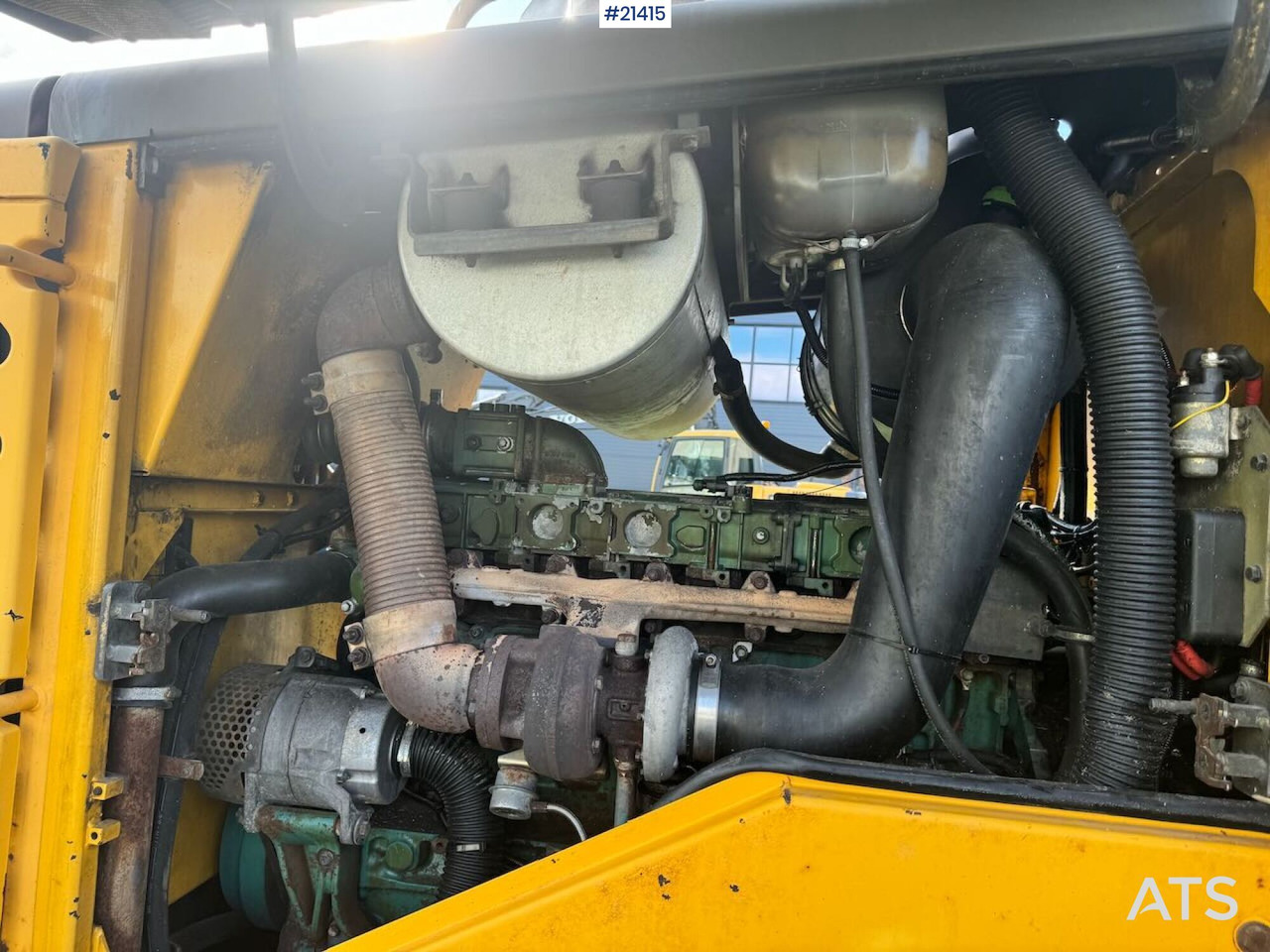 Kolesový nakladač Volvo L110E: obrázok 39