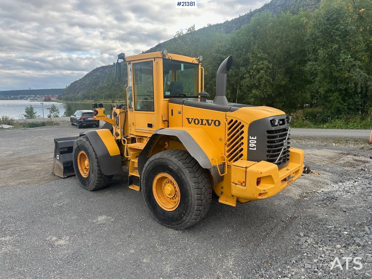 Volvo L90E - Kolesový nakladač: obrázok 5 Volvo L90E - Kolesový nakladač: obrázok 5