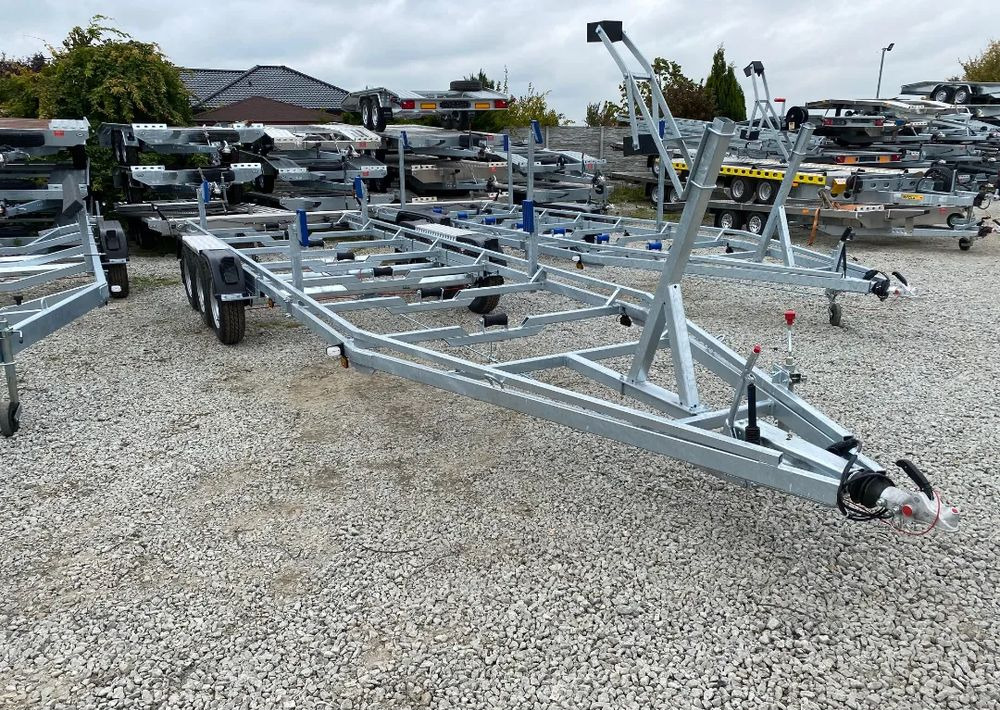 Boro Przyczepa PODŁODZIOWA 7,80M! - Lodný príves: obrázok 2 Boro Przyczepa PODŁODZIOWA 7,80M! - Lodný príves: obrázok 2